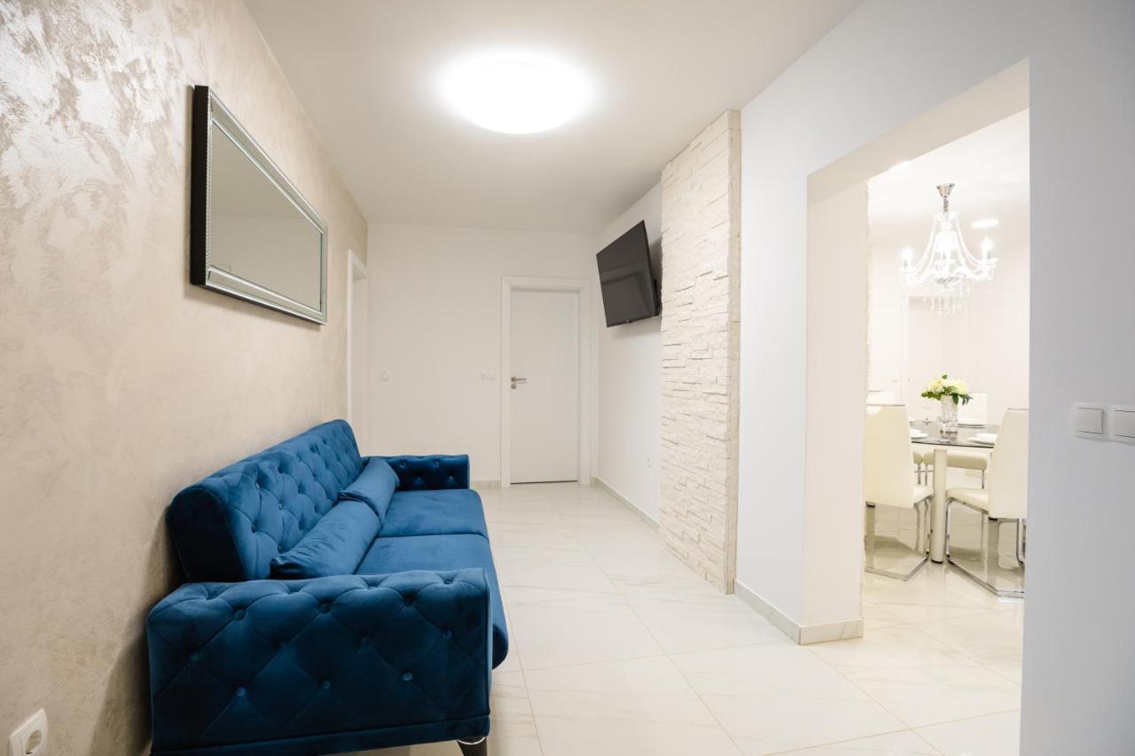 Apartman Laura ヴィル エクステリア 写真
