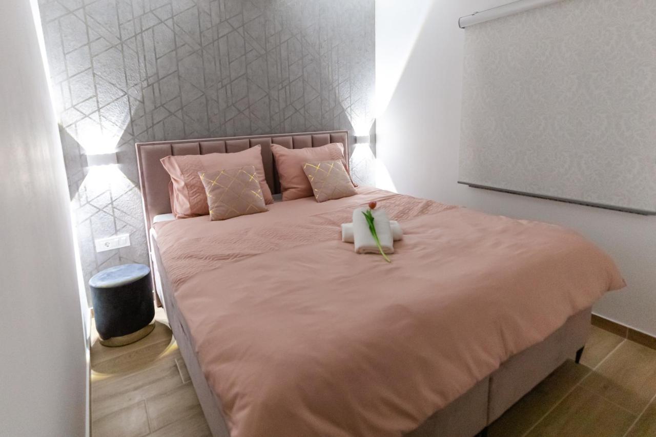 Apartman Laura ヴィル エクステリア 写真