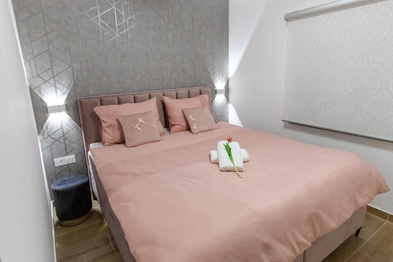 Apartman Laura ヴィル エクステリア 写真
